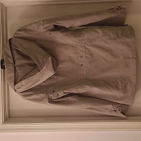 Jacket - Picture 2 of 4